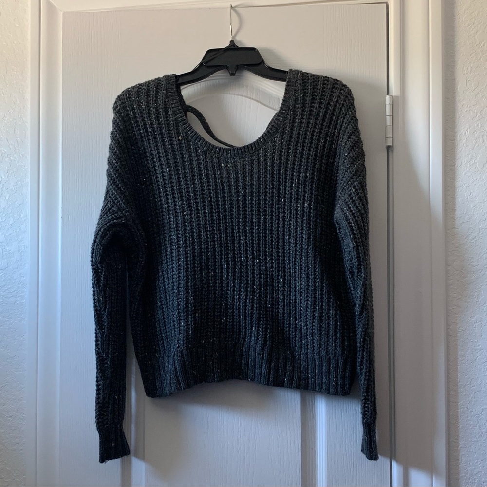 Sweater open from the back